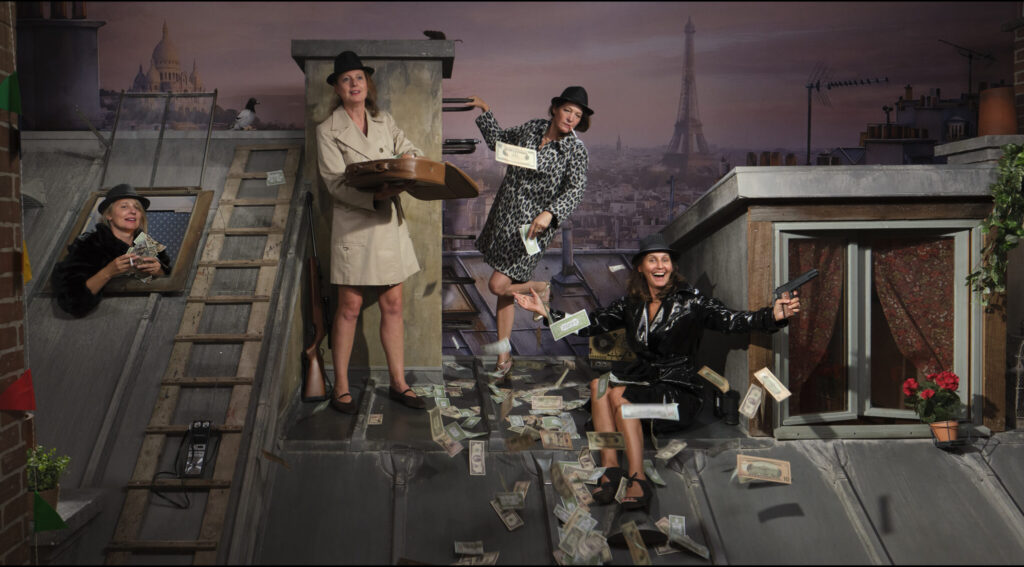 Séance photo de groupe chez Studiorama, dans un décor inspiré du cinéma